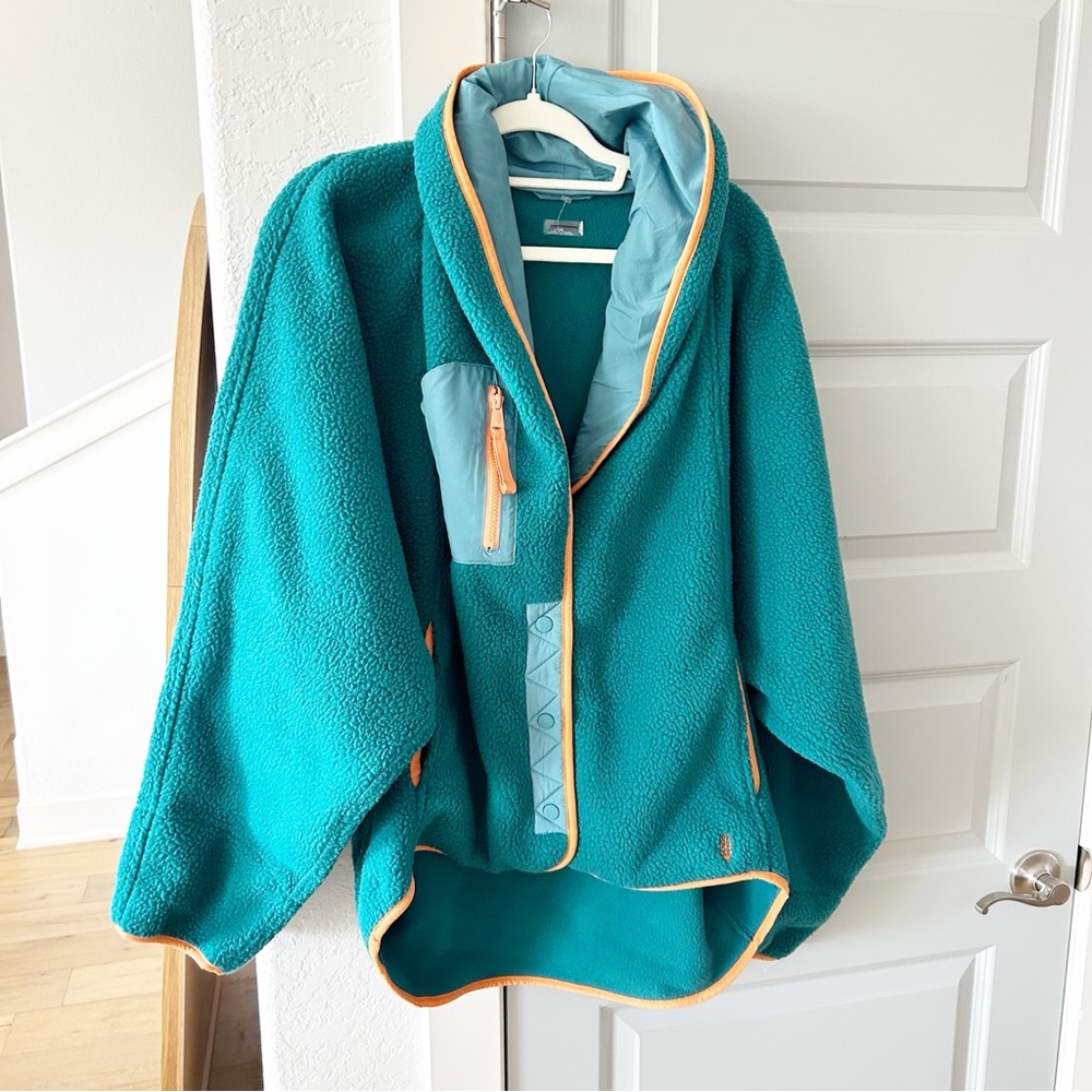 NWT Free People Hit The Slopes Fleece Shawl Jacket Spruced Up - Picture 3 of 7